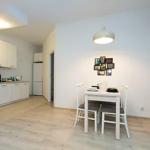 Shortstaypoland środkowa Warszawa
